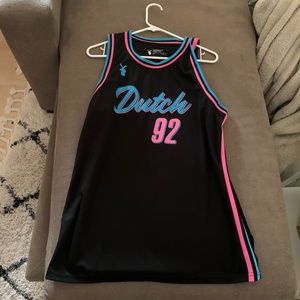 DUTCH BROS CLOSET CLEAN OUT!!